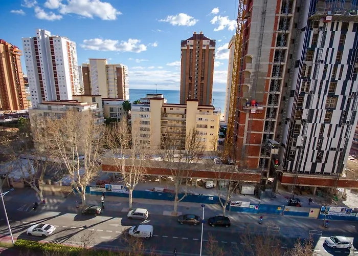 Arena 8 Levante Apartment